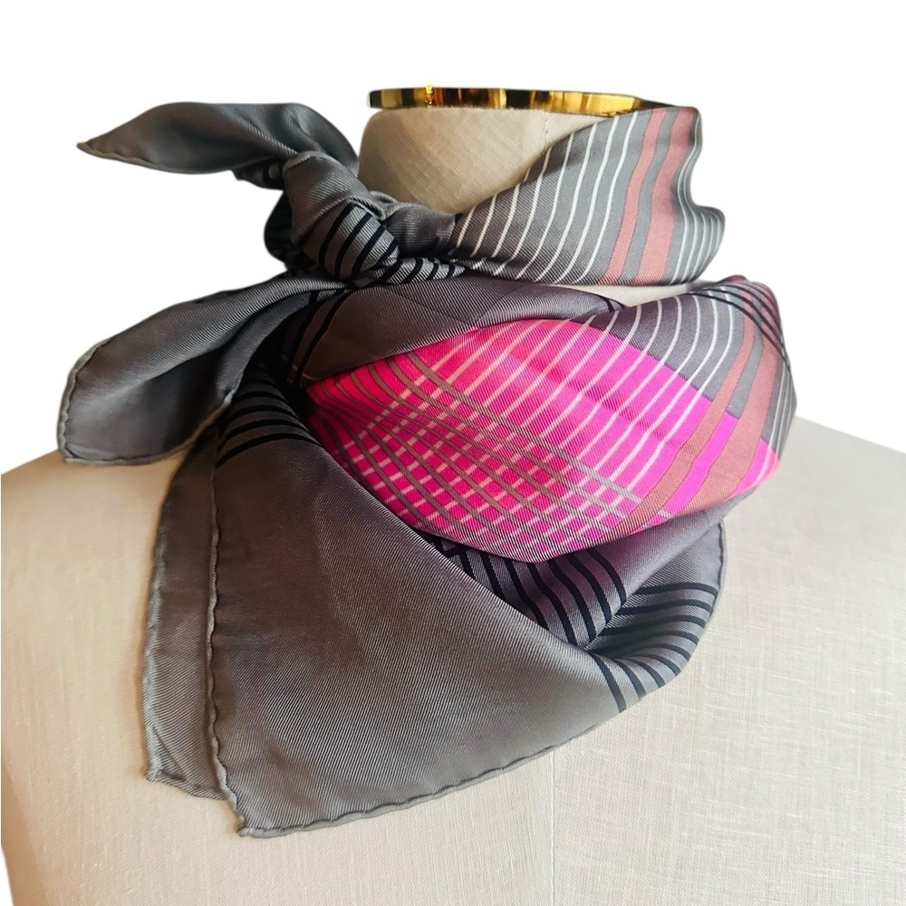 Christian Dior Classic Pink Gray CD Logo Plaid Vintage 30” Silk Square Scarf - Picture 5 of 10